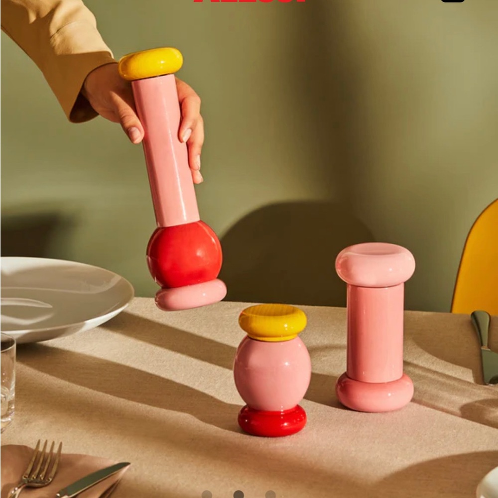 Alessi salt and pepper grinder NEW